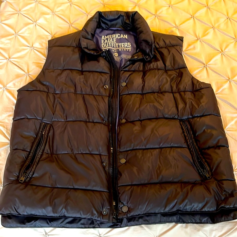 Men’s puffer vest